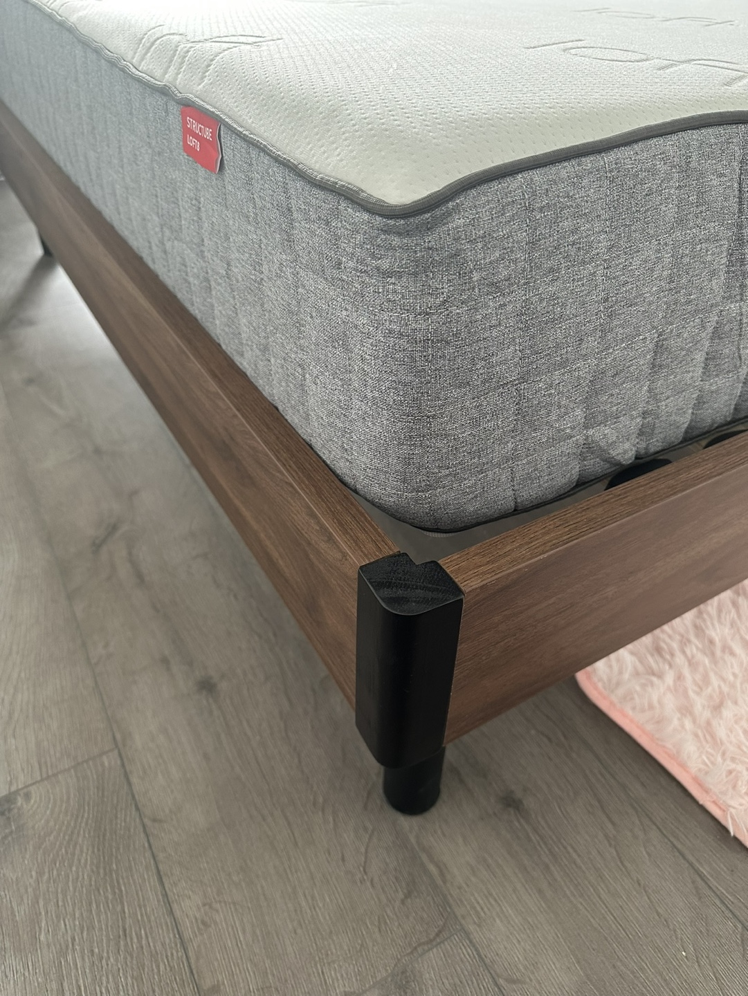 Structube Memory Foam Mattress queen size - photo 3