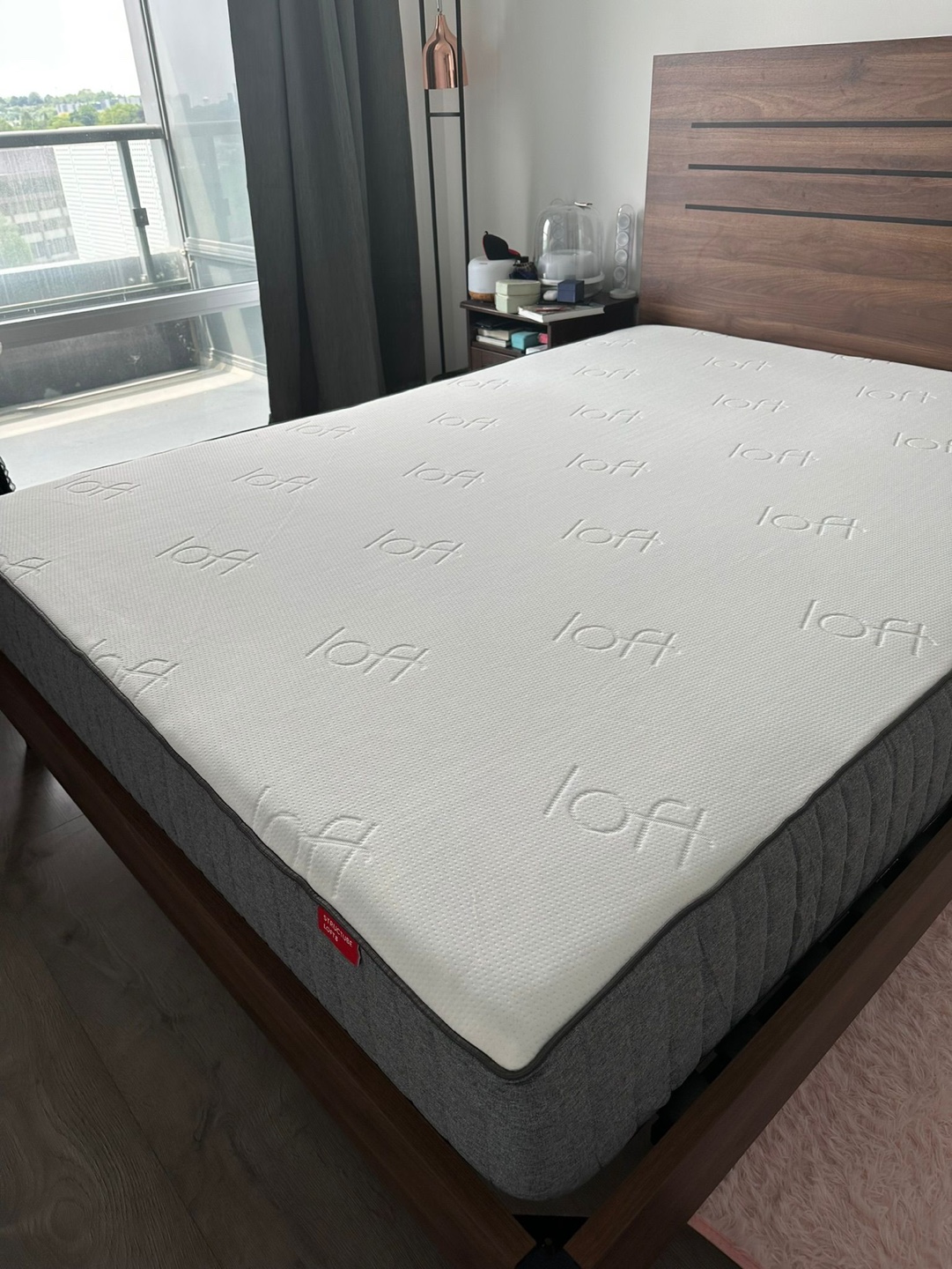 Structube Memory Foam Mattress queen size