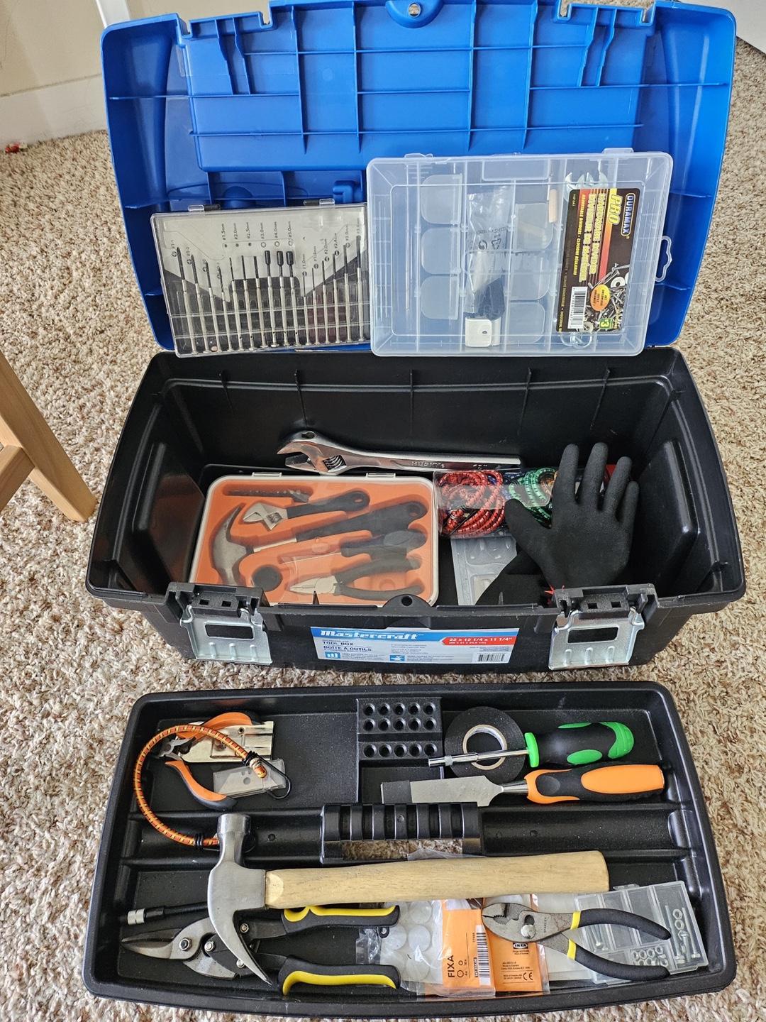 Moving sale ! Mastercraft Tool Box with Tools