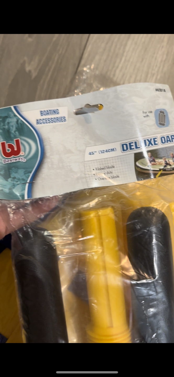 Life Jacket and Oars - photo 2