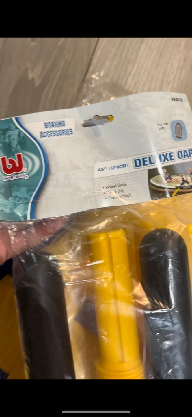 Life Jacket and Oars image indicator(2)