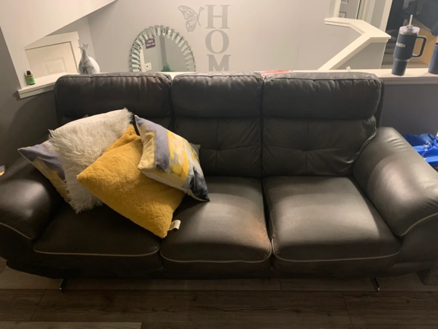 Triple Leather Sofa set image indicator(2)