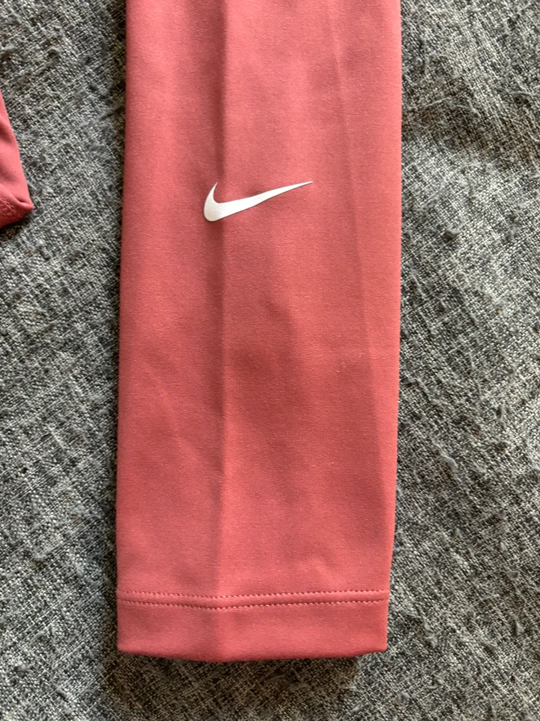 Nike One Tight Fit Leggings - Size XS thumbnail