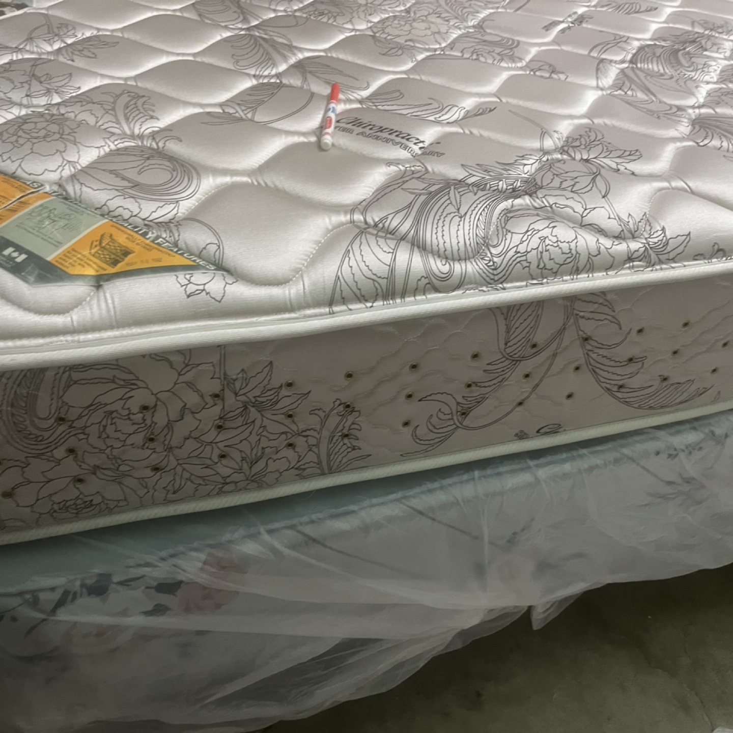 Chiropractic Mattress - Double with box spring - photo 2