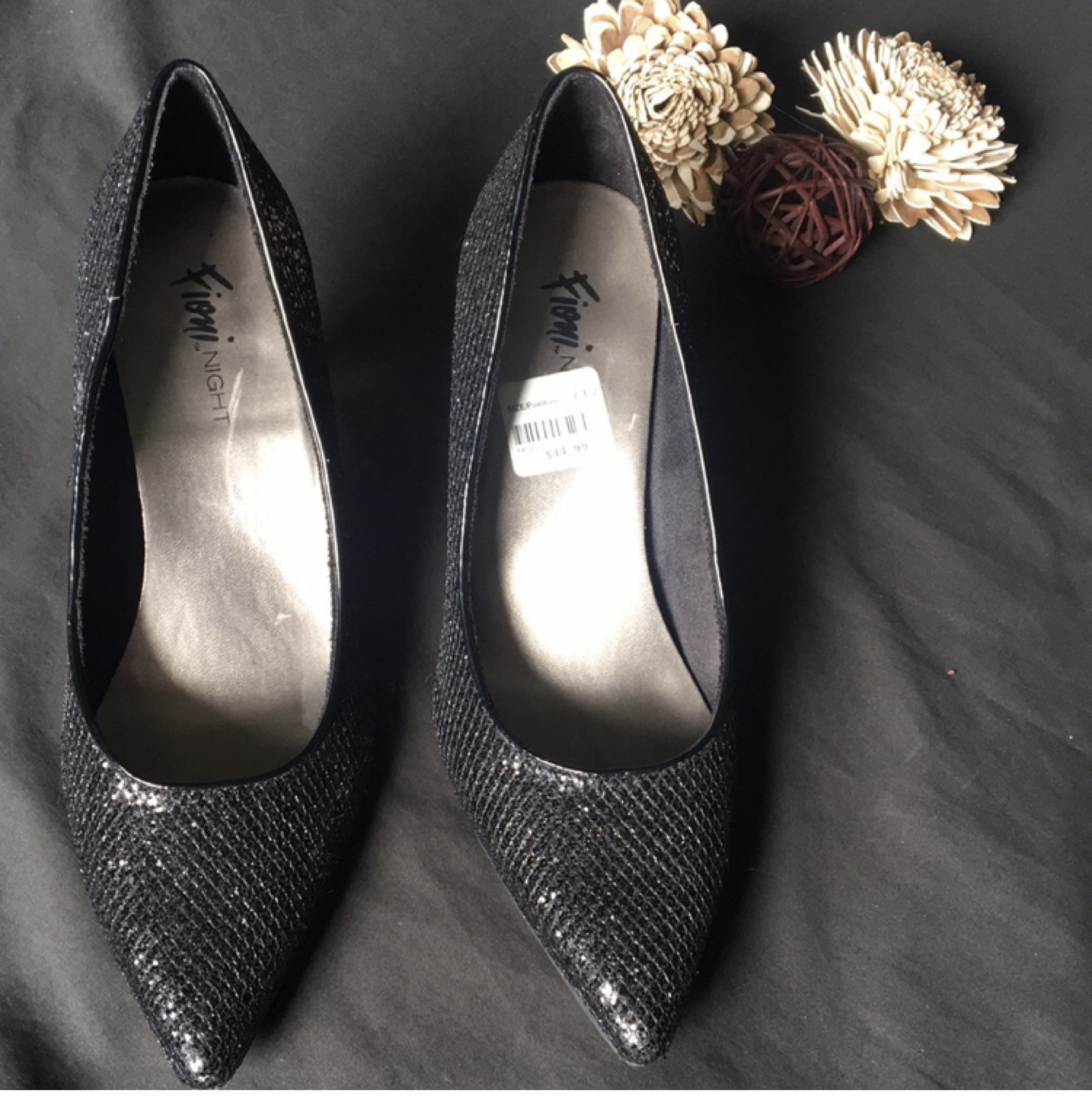 Fioni Women's Black Glitter Heels
