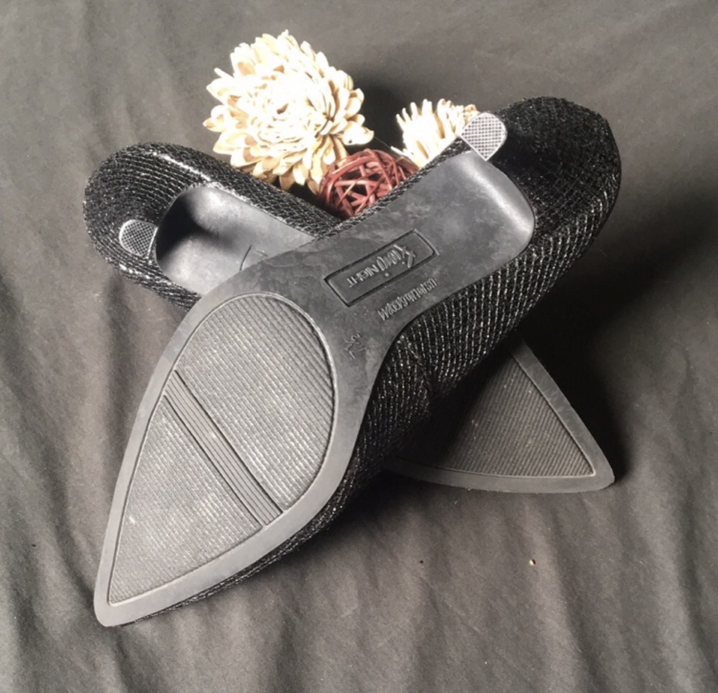 Fioni Women's Black Glitter Heels - photo 3