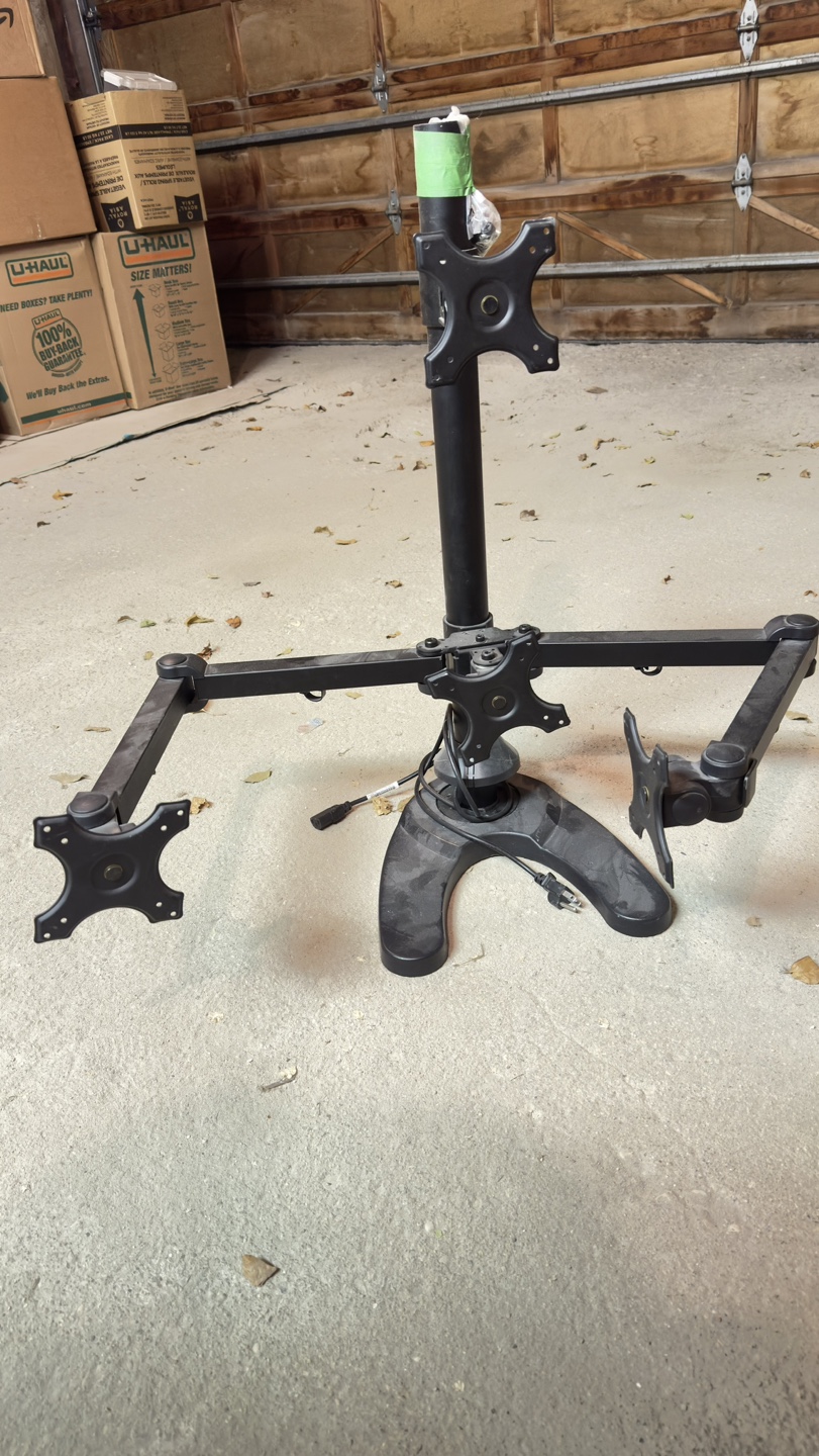 4 Monitor Desk Mount