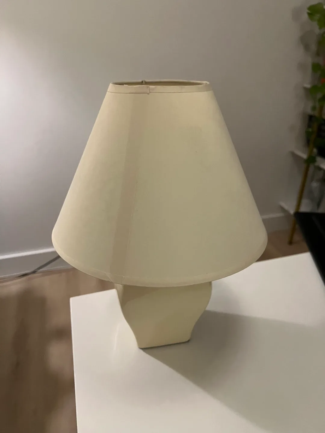 Table Lamp thumbnail
