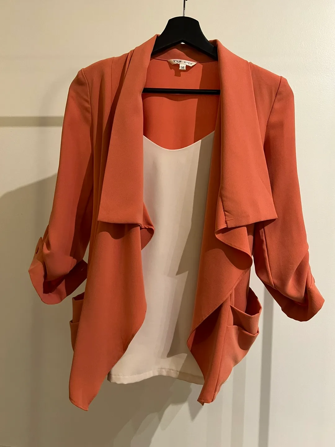 Coral Blazer Korean Fashion Size M image indicator(3)