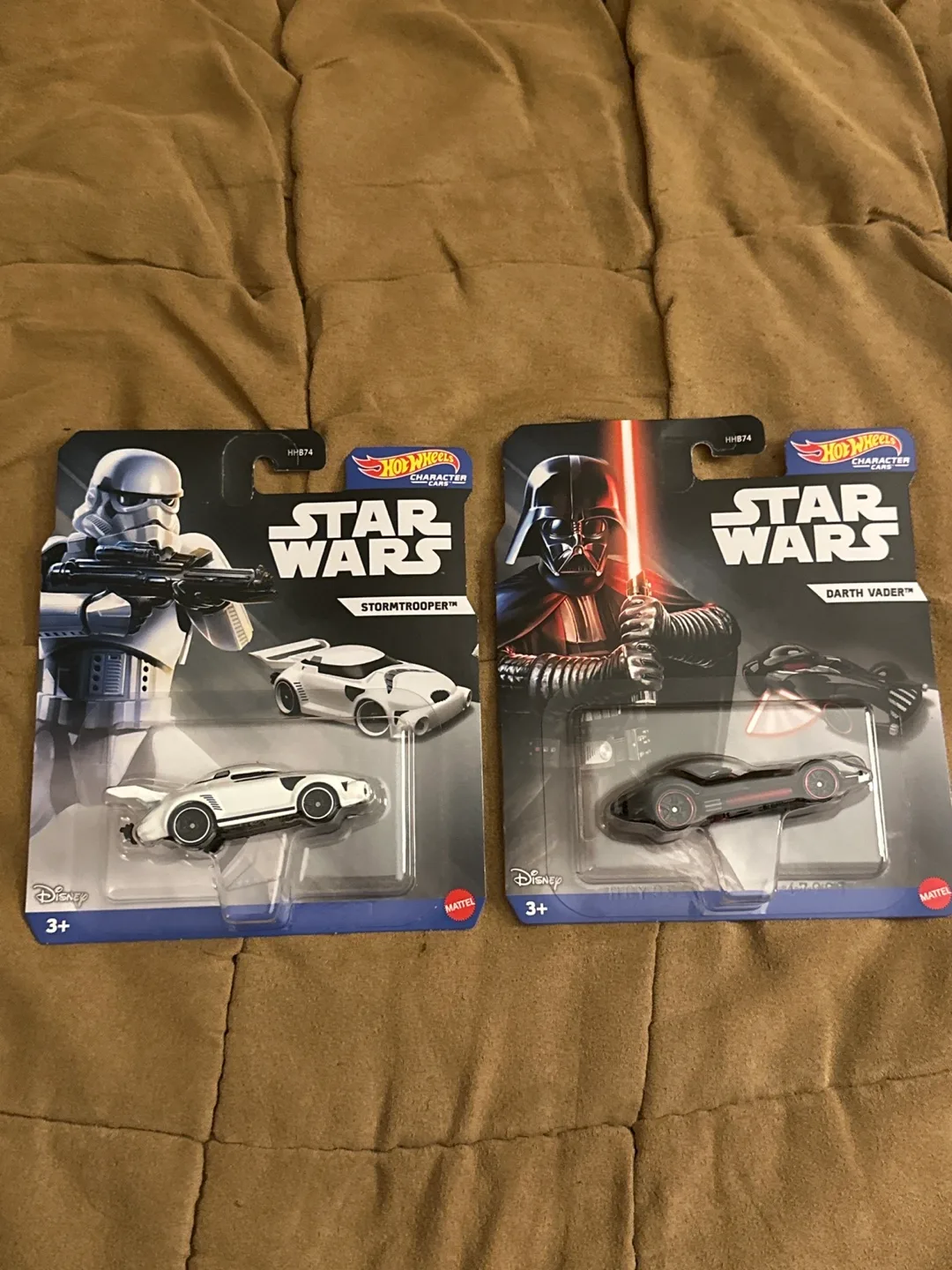 Hot Wheels Star Wars Character Cars lot of 2 image indicator(2)