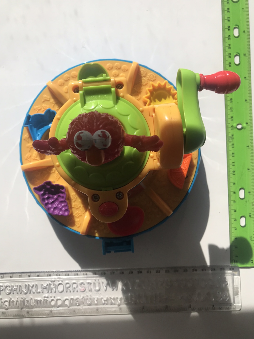 Sesame Street Elmo Play-Doh Fun Factory