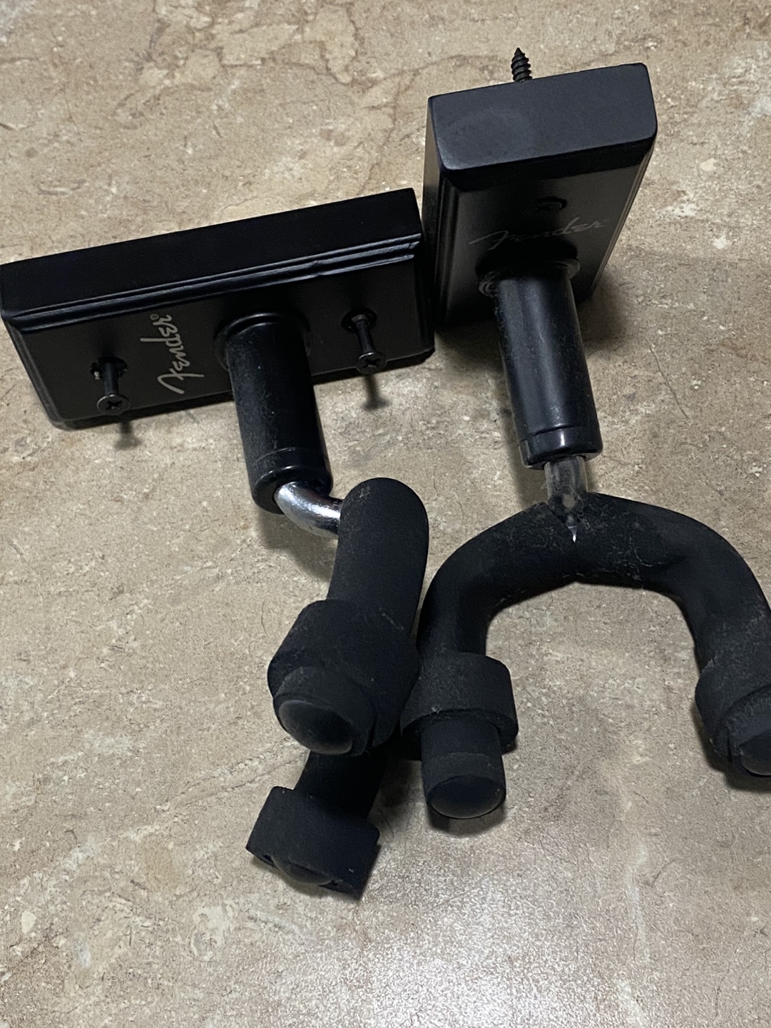 Set: 2 Fender Guitar Wall Mount Hanger - photo 3