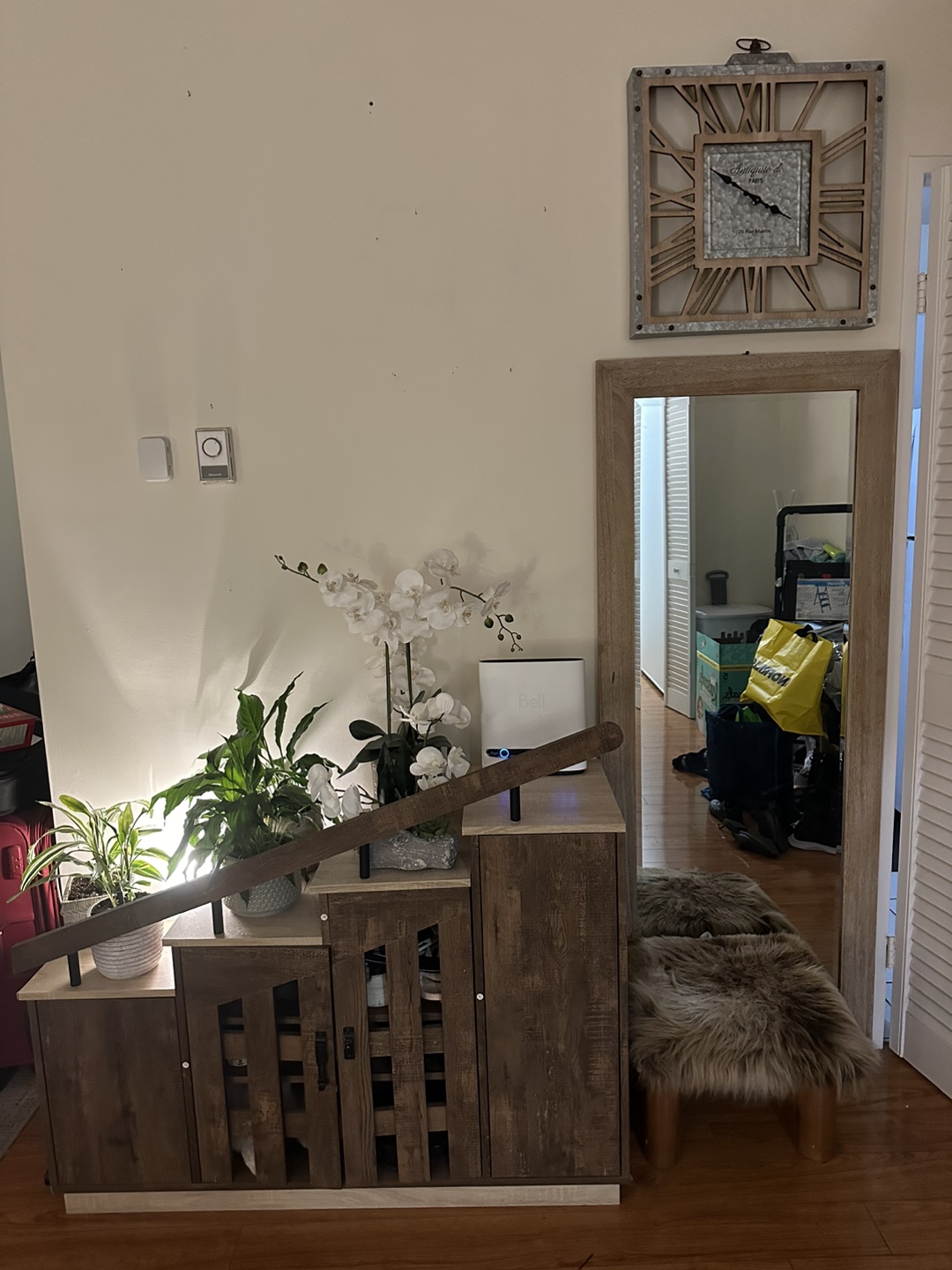 Shoe rack with mirror and bench
