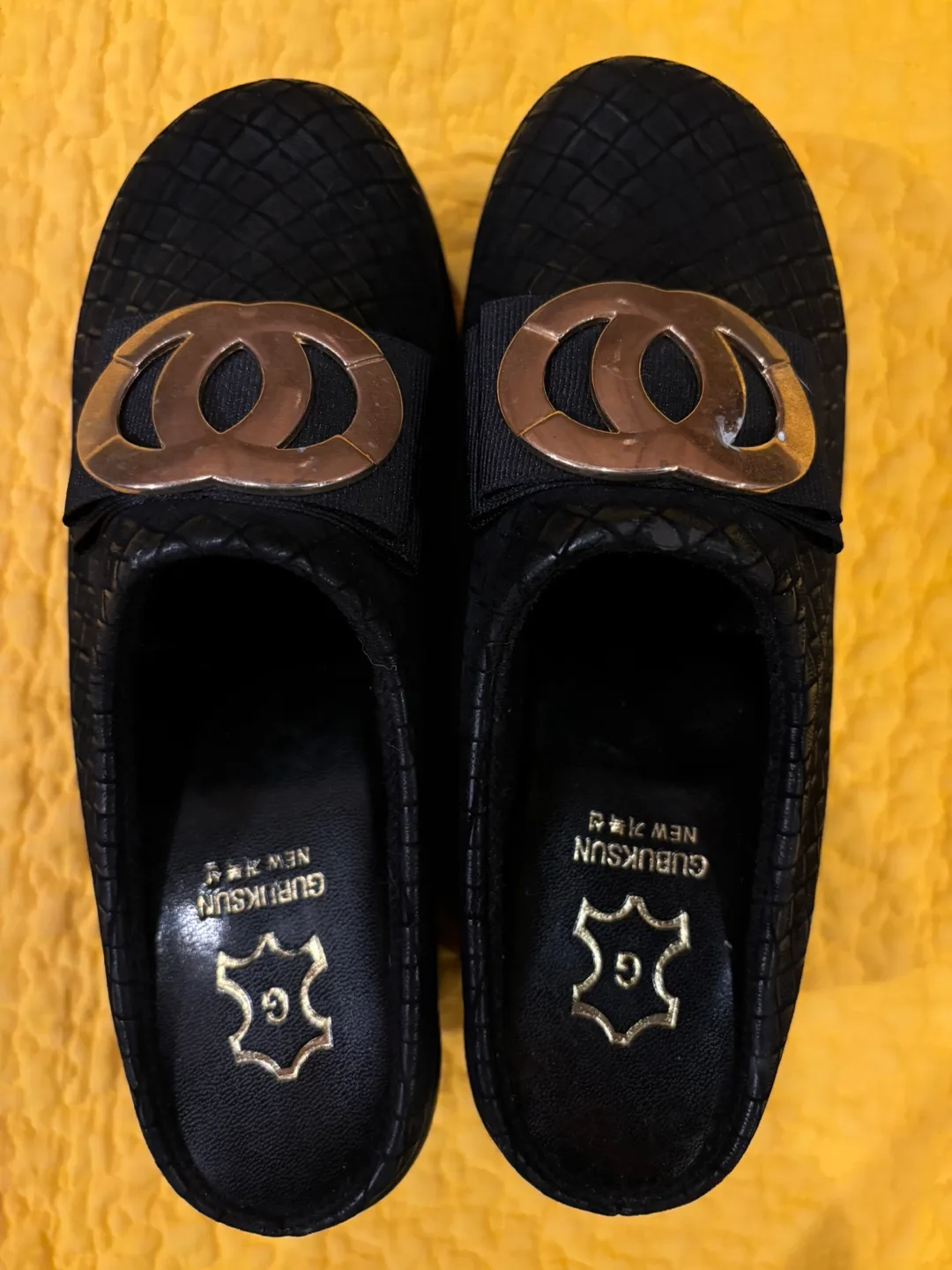 Black Platform Clogs image indicator(5)