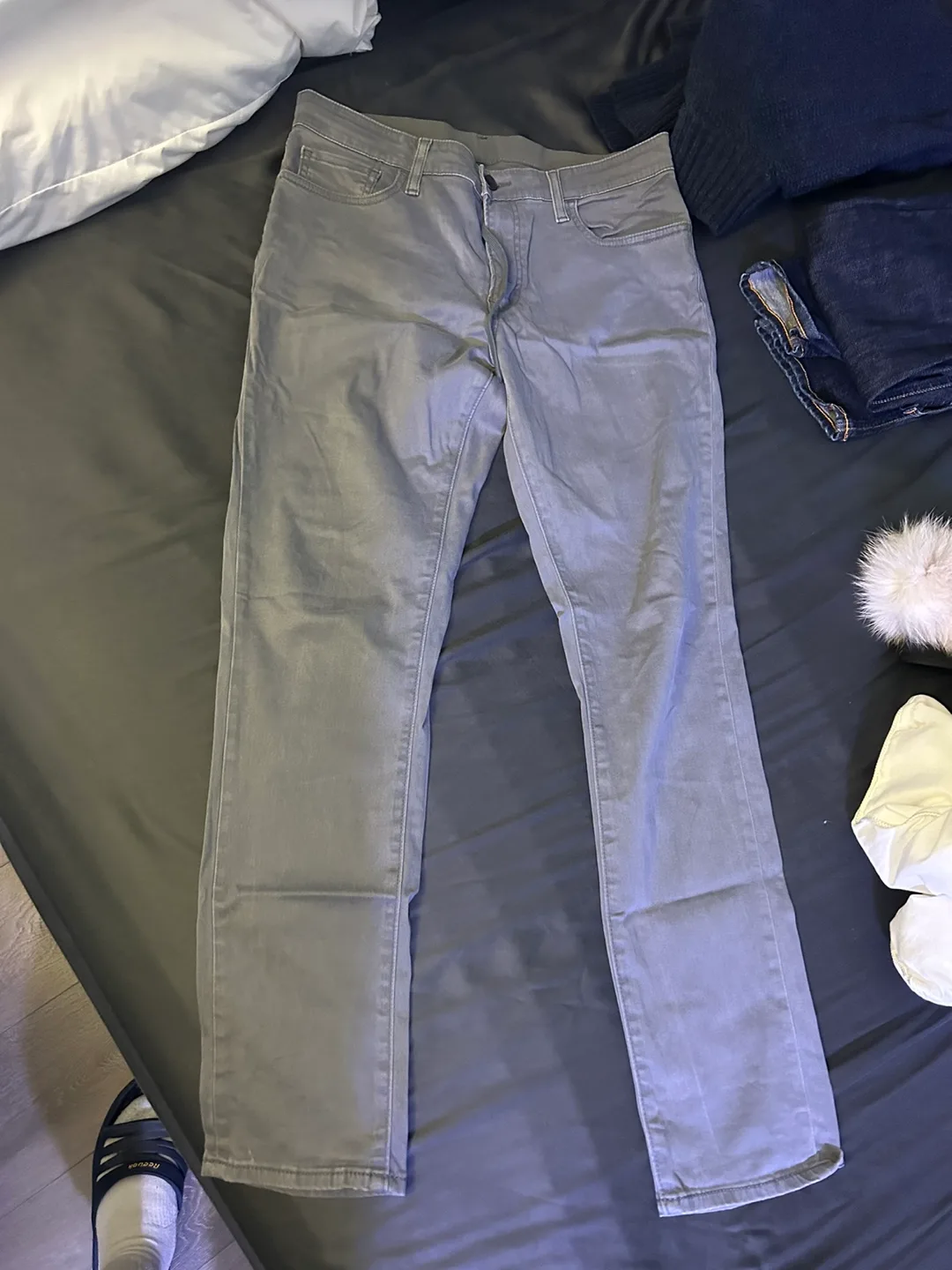 Jeans and pants image indicator(3)