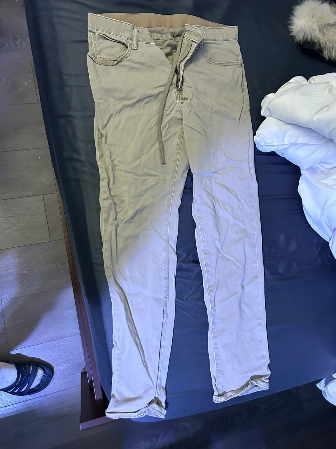 Jeans and pants image indicator(6)