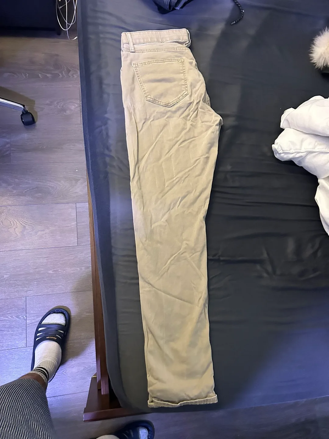 Jeans and pants image indicator(7)