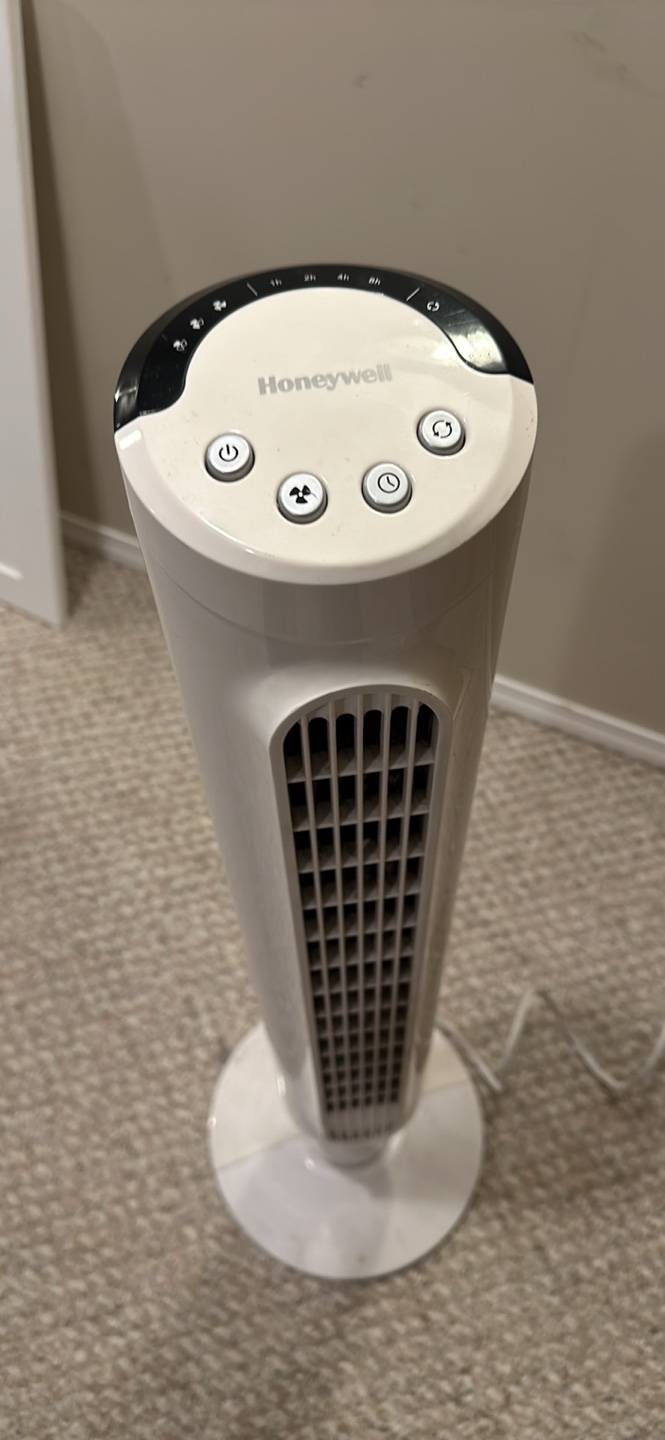 Honeywell Oscillating Tower Fan - photo 2