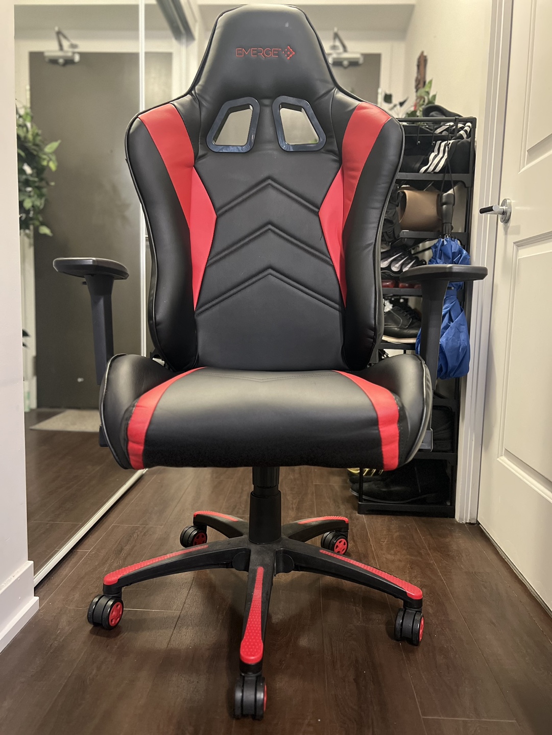 Emerge Gaming Chair - Like New! - photo 5