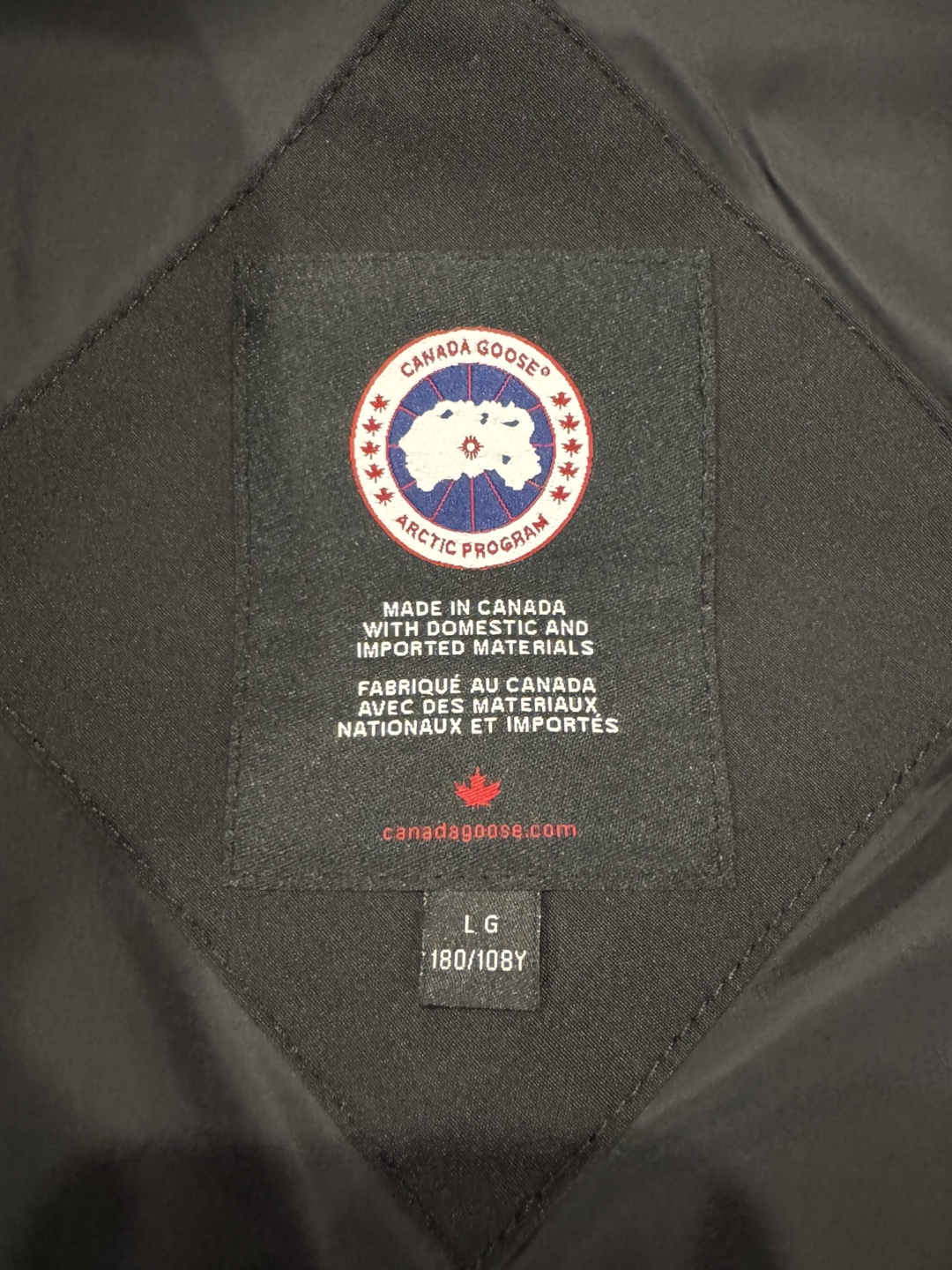 Men’s Canada Goose Black Vest Size LG - photo 4