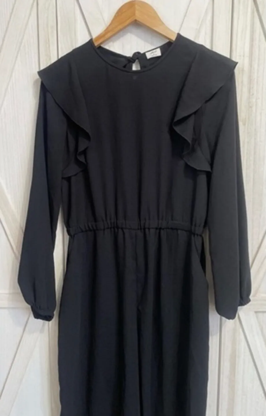 Wilfred Aritzia Black Ruffle Jumpsuit Size S image indicator(2)