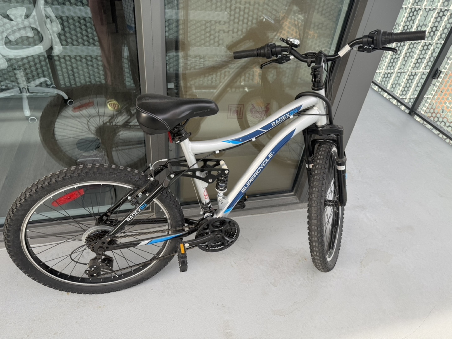 21 Speed, Supercycle Radex Mountain Bike 24” - photo 5