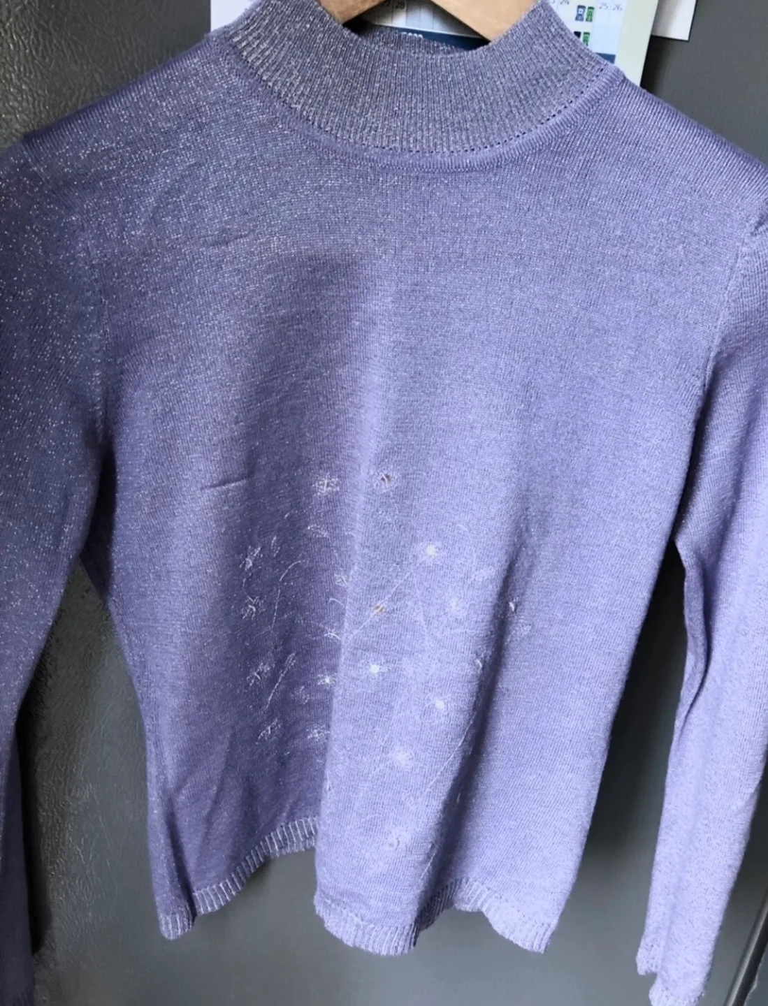 Purple sparkly top image indicator(3)