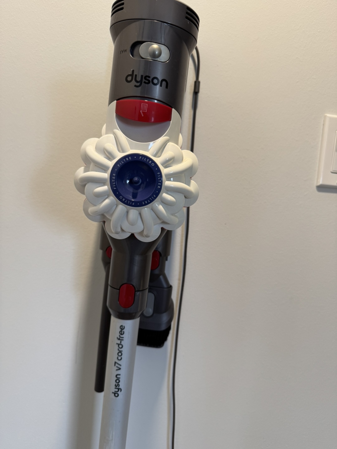 Dyson V7 Cord-Free Vacuum
