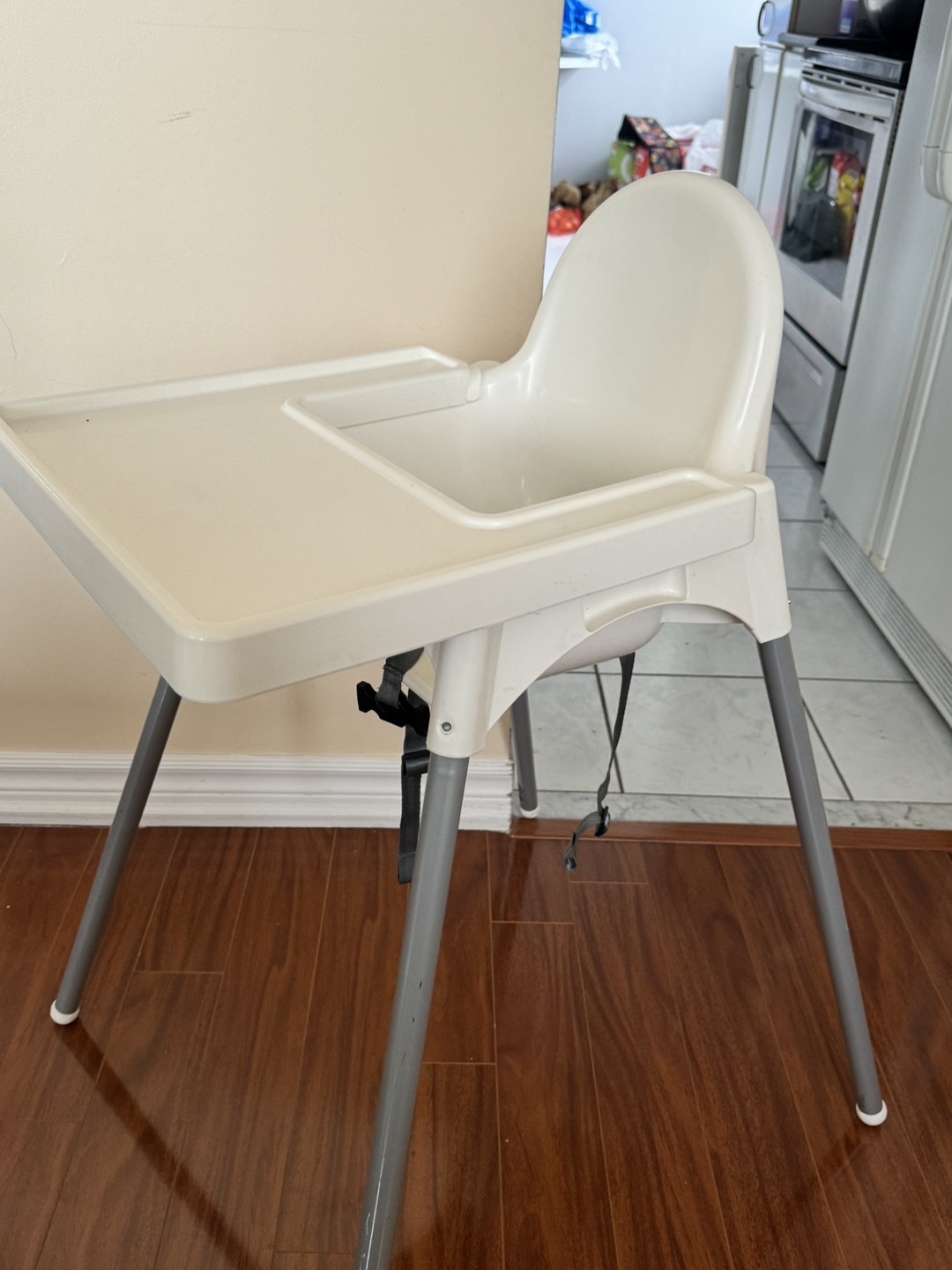 High Chair - photo 2