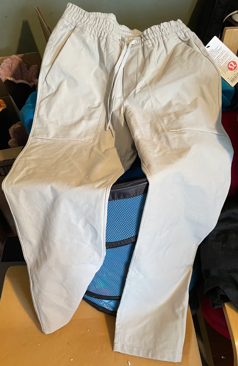 Lululemon Bowline Pant - Size M thumbnail