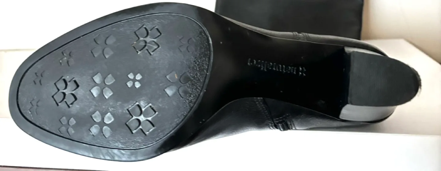 Naturalizer Black Leather Knee High Boots image indicator(5)