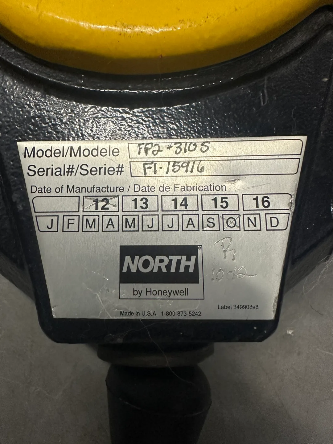 North by Honeywell Fall Arrest Retractable Lifeline image indicator(2)