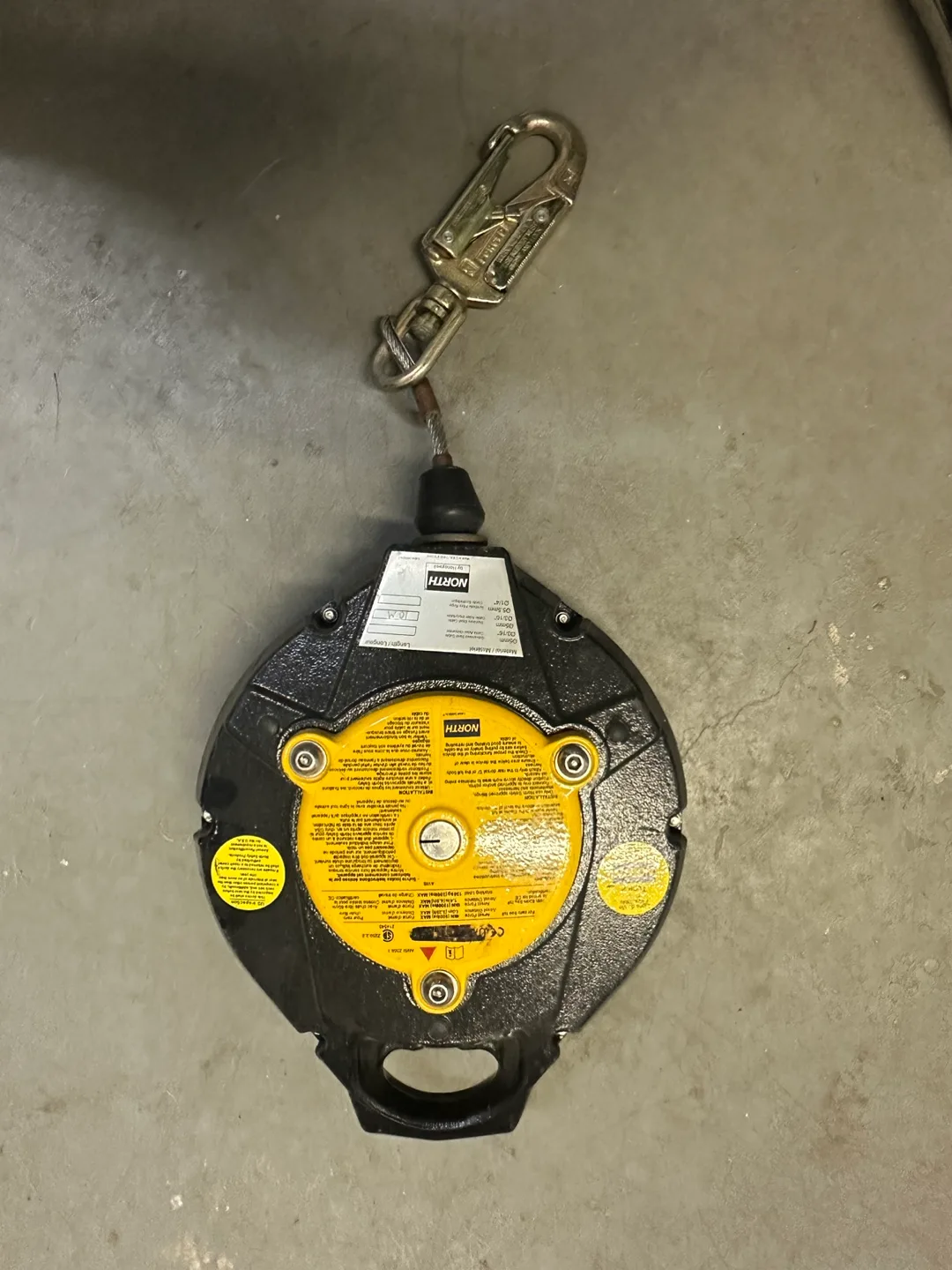 North by Honeywell Fall Arrest Retractable Lifeline image indicator(3)