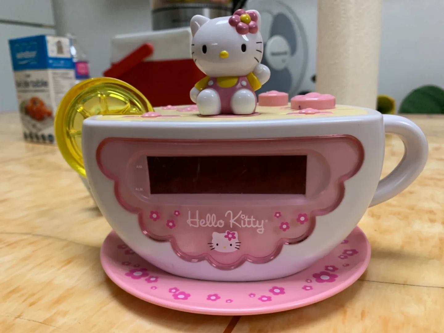 Hello Kitty Clock Radio image indicator(2)