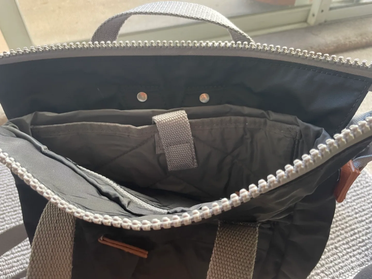 ROKA London Bag Company Backpack image indicator(6)