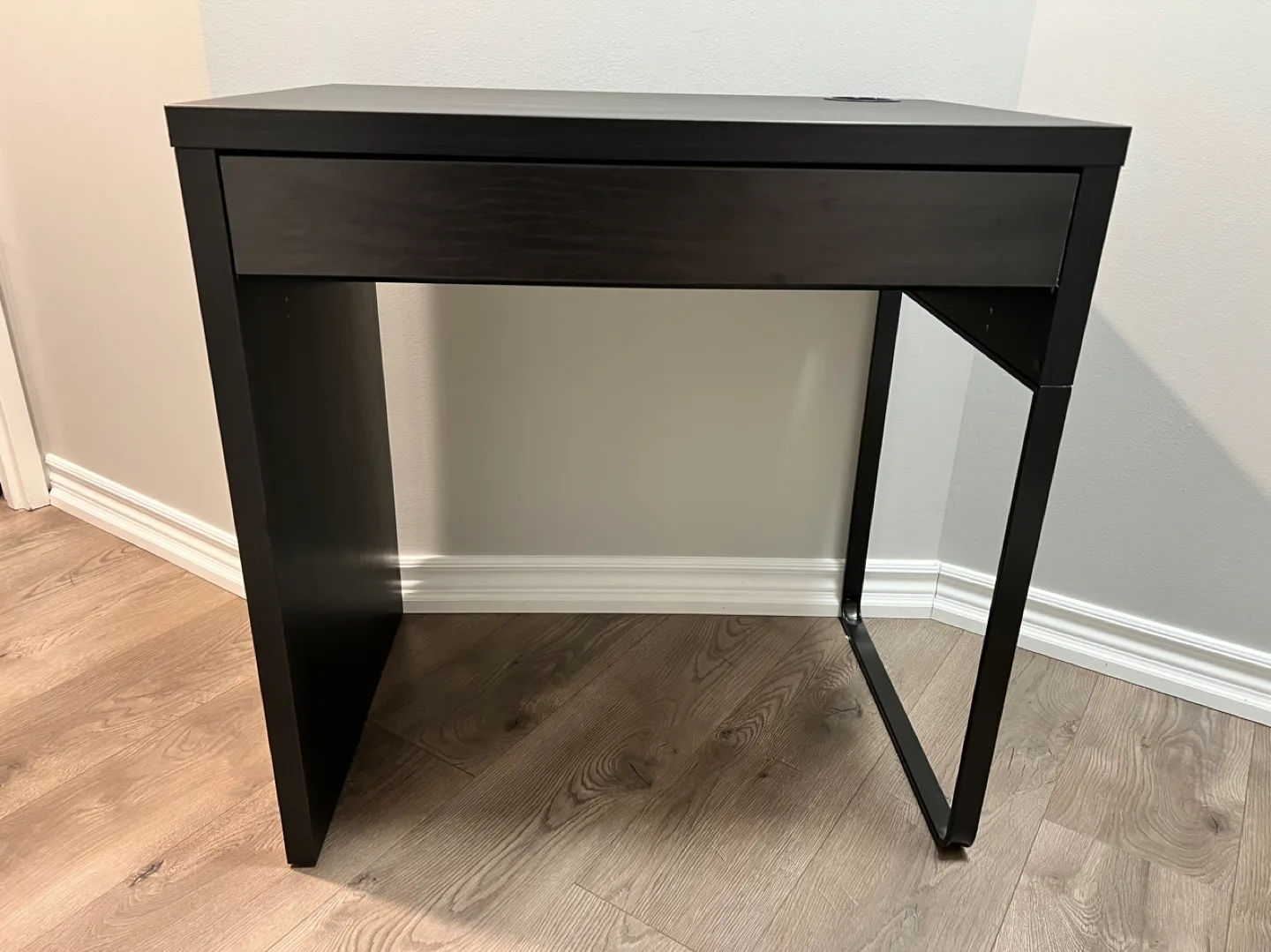 IKEA MICKE Small Black/Brown Desk with Drawer thumbnail