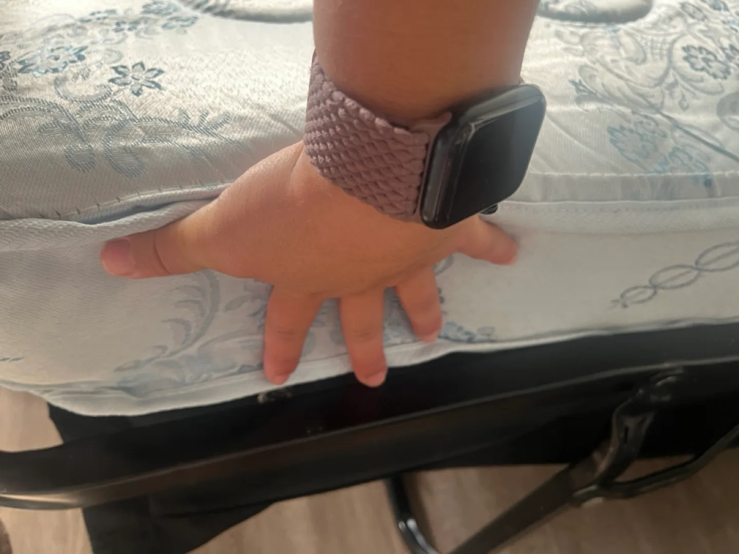 Pull-out Couch image indicator(3)