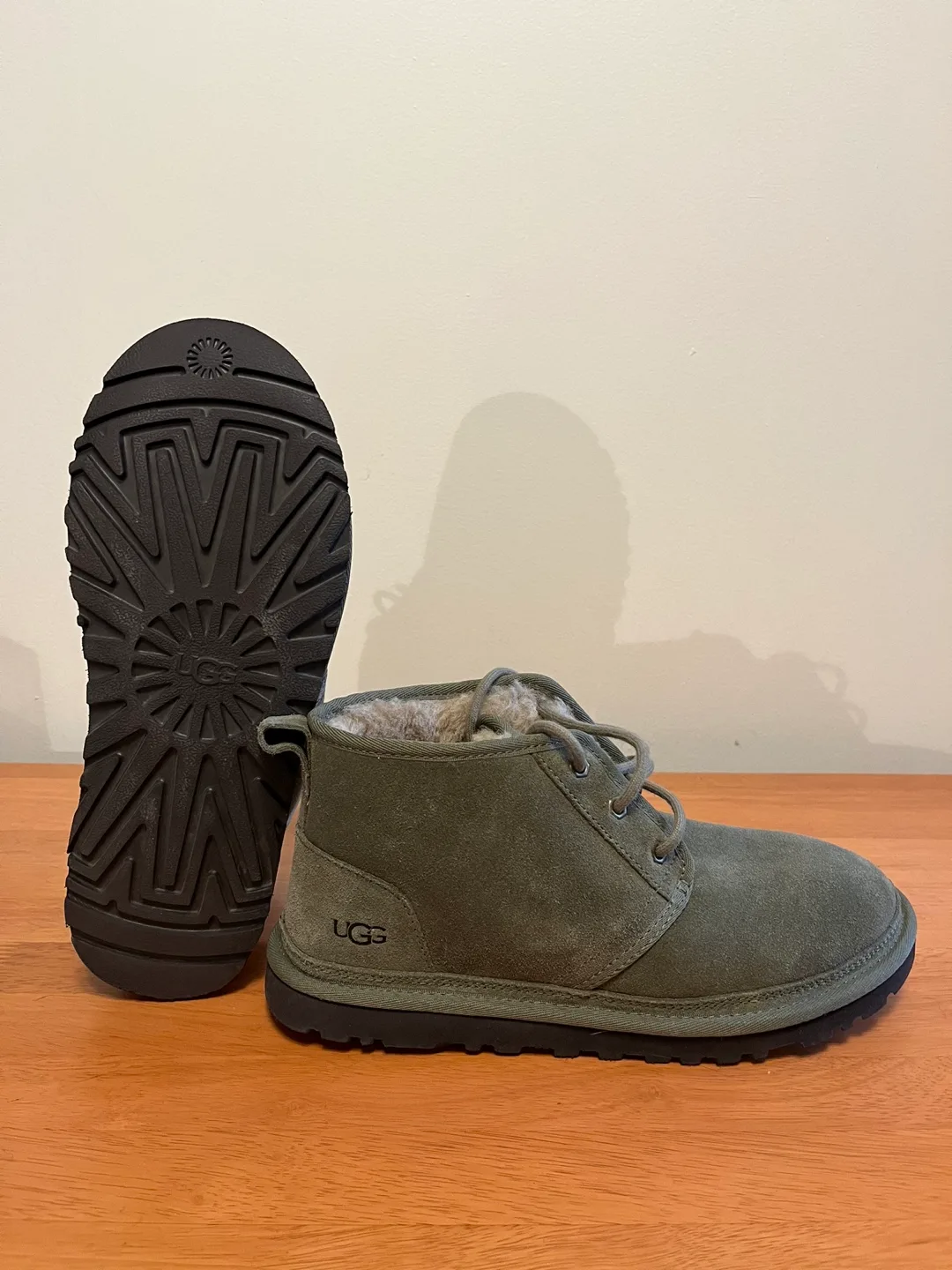 Ugg Men's Neumel Suede Boots image indicator(6)