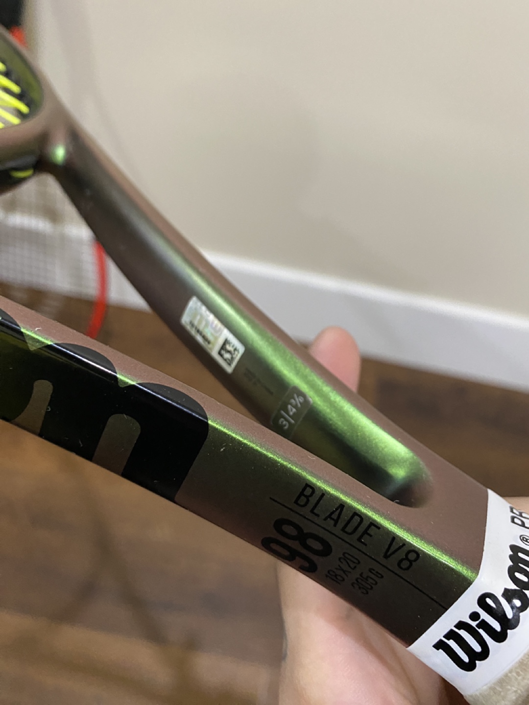 Wilson Blade V8 18x20 Tennis Racquet - photo 3