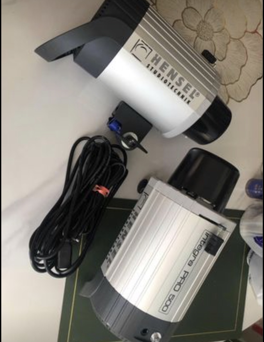 Hensel Integra pro 500 2 light kit with stands and case - photo 3
