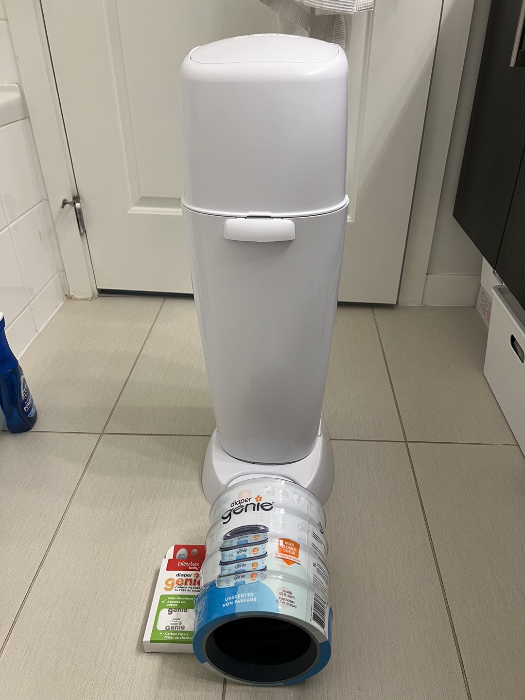 Diaper Genie Elite Diaper Pail/ carbon filter /genie refill