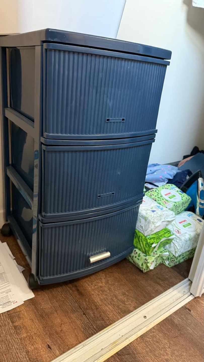 3-Drawer Storage Unit with wheels - photo 2