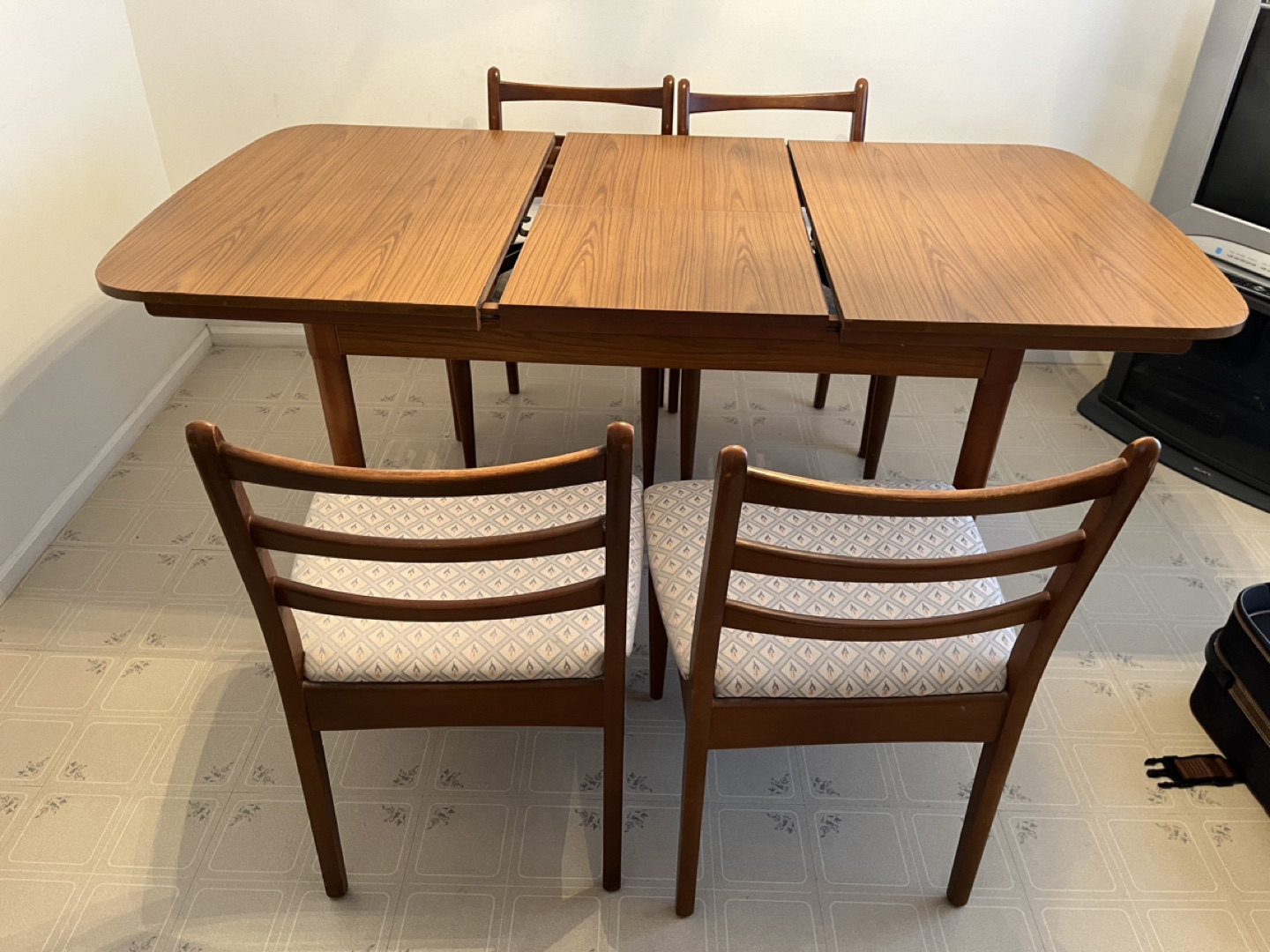 Mid Century Modern  Dining Table Set with 4 chairs - photo 2
