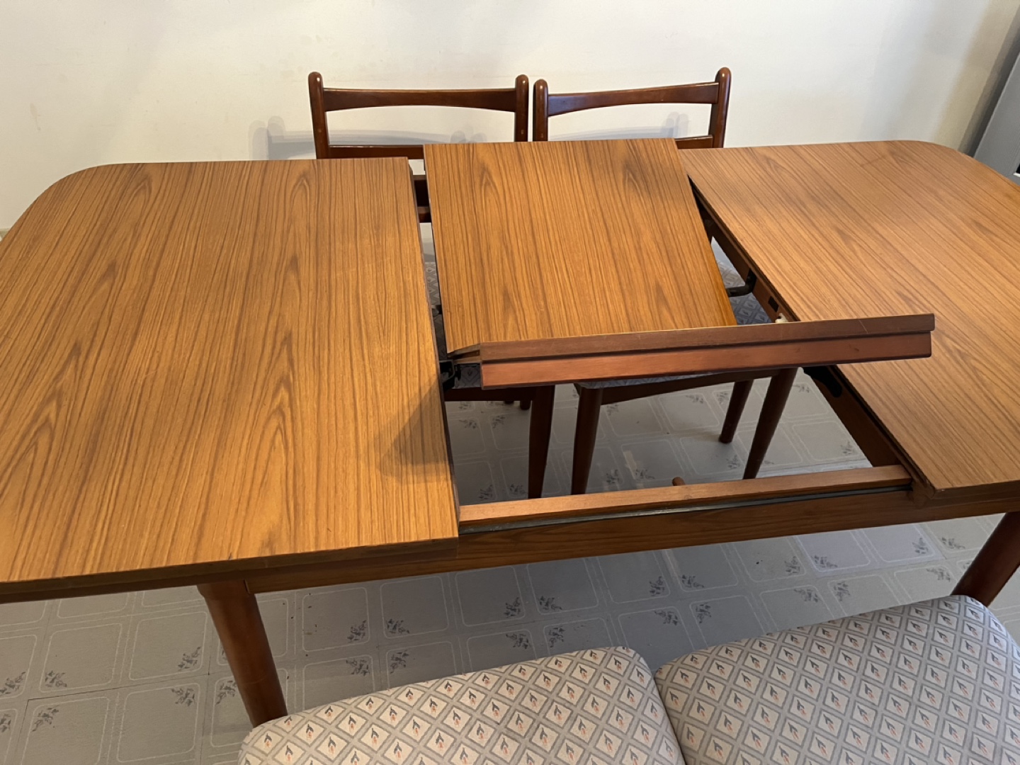 Mid Century Modern  Dining Table Set with 4 chairs - photo 3
