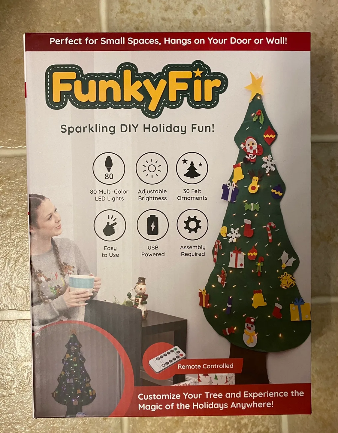 FunkyFir Felt Christmas Tree with Lights thumbnail