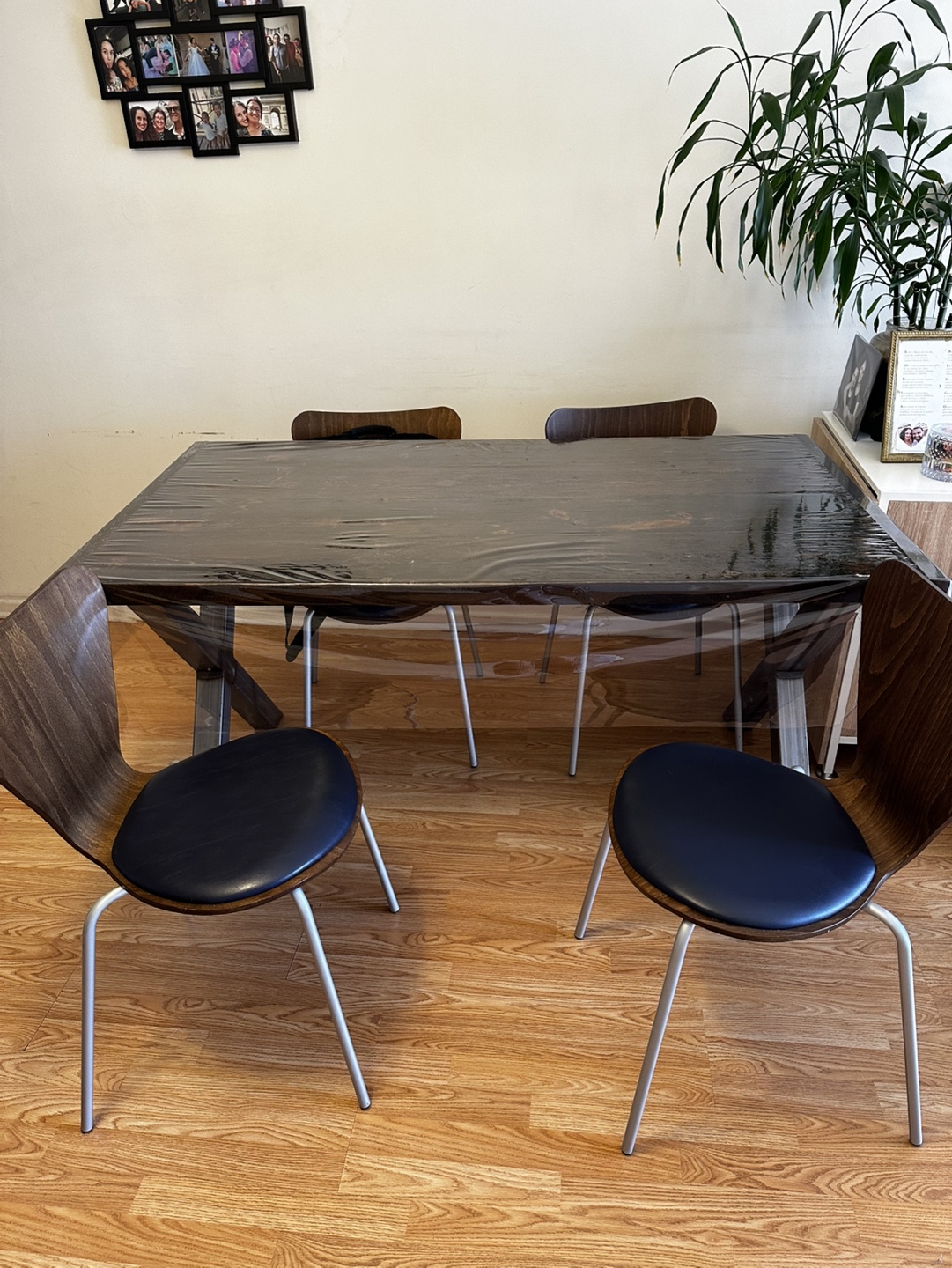 Dining Table and Chairs Set