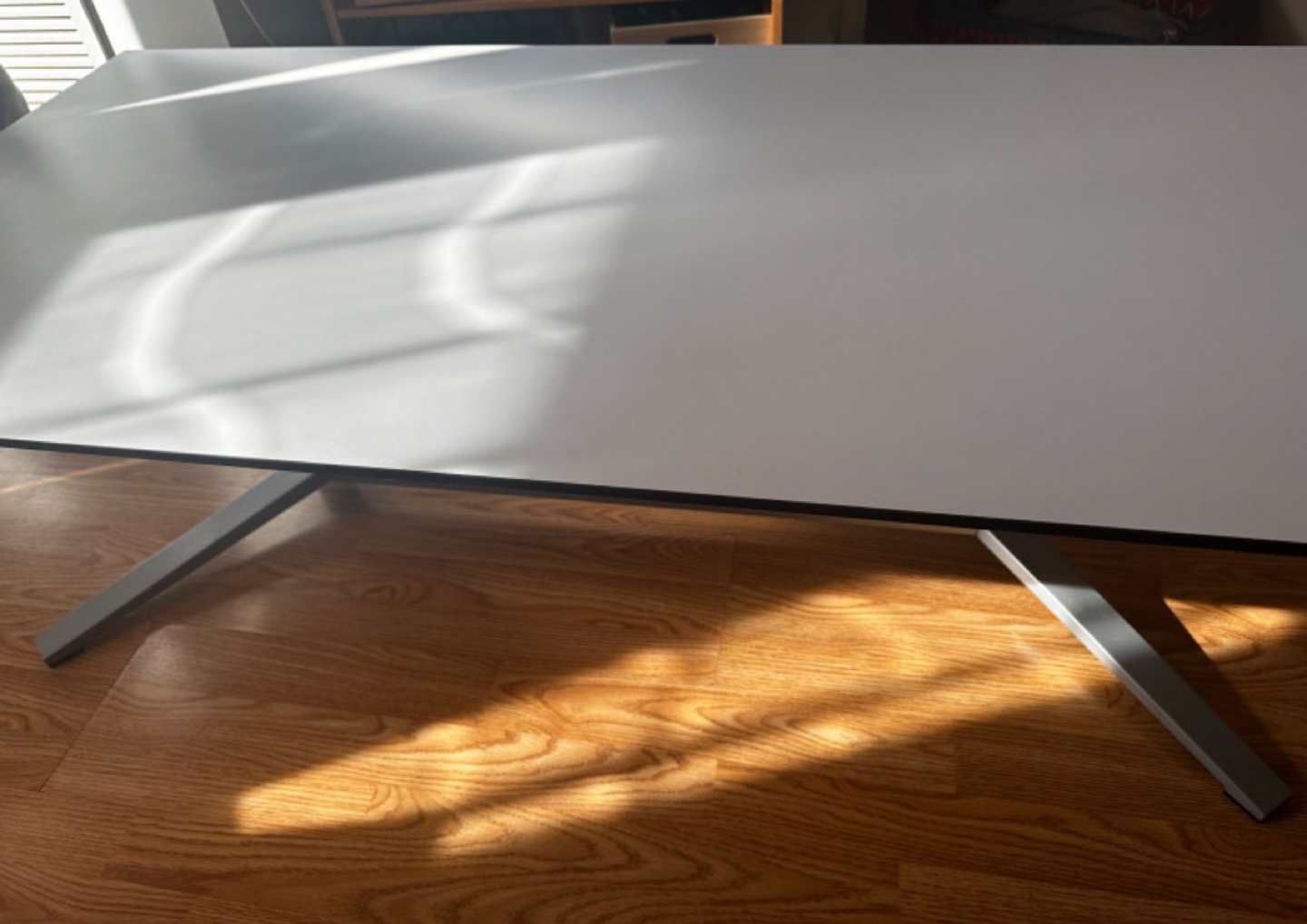 White Coffee Table with Metal Base - photo 2
