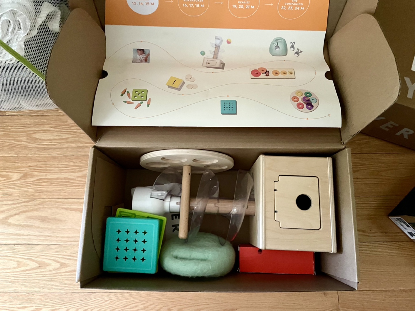 Lovevery Playkits up to 1 year old - photo 2