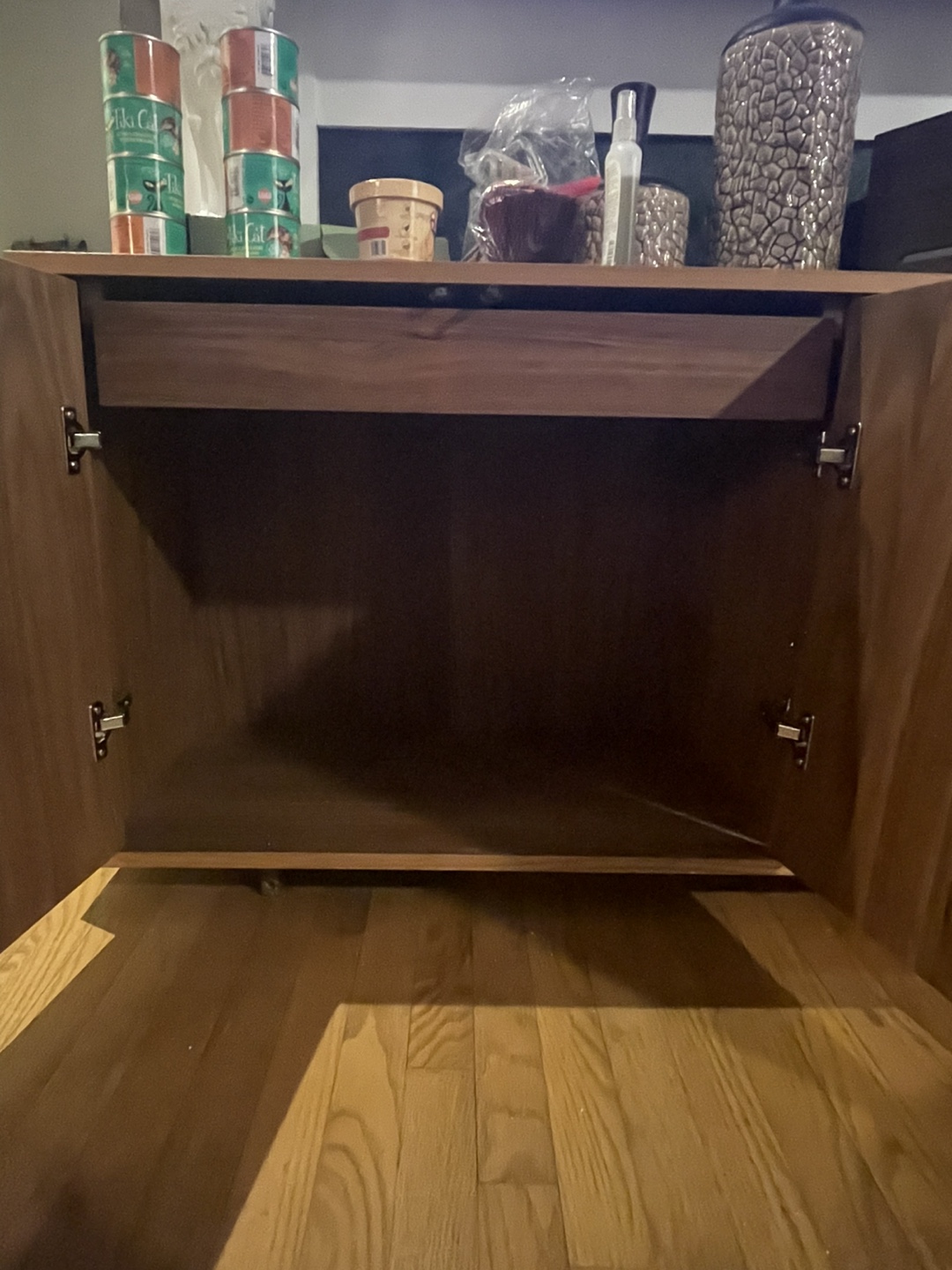 Wooden cabinet / TV bench - photo 2