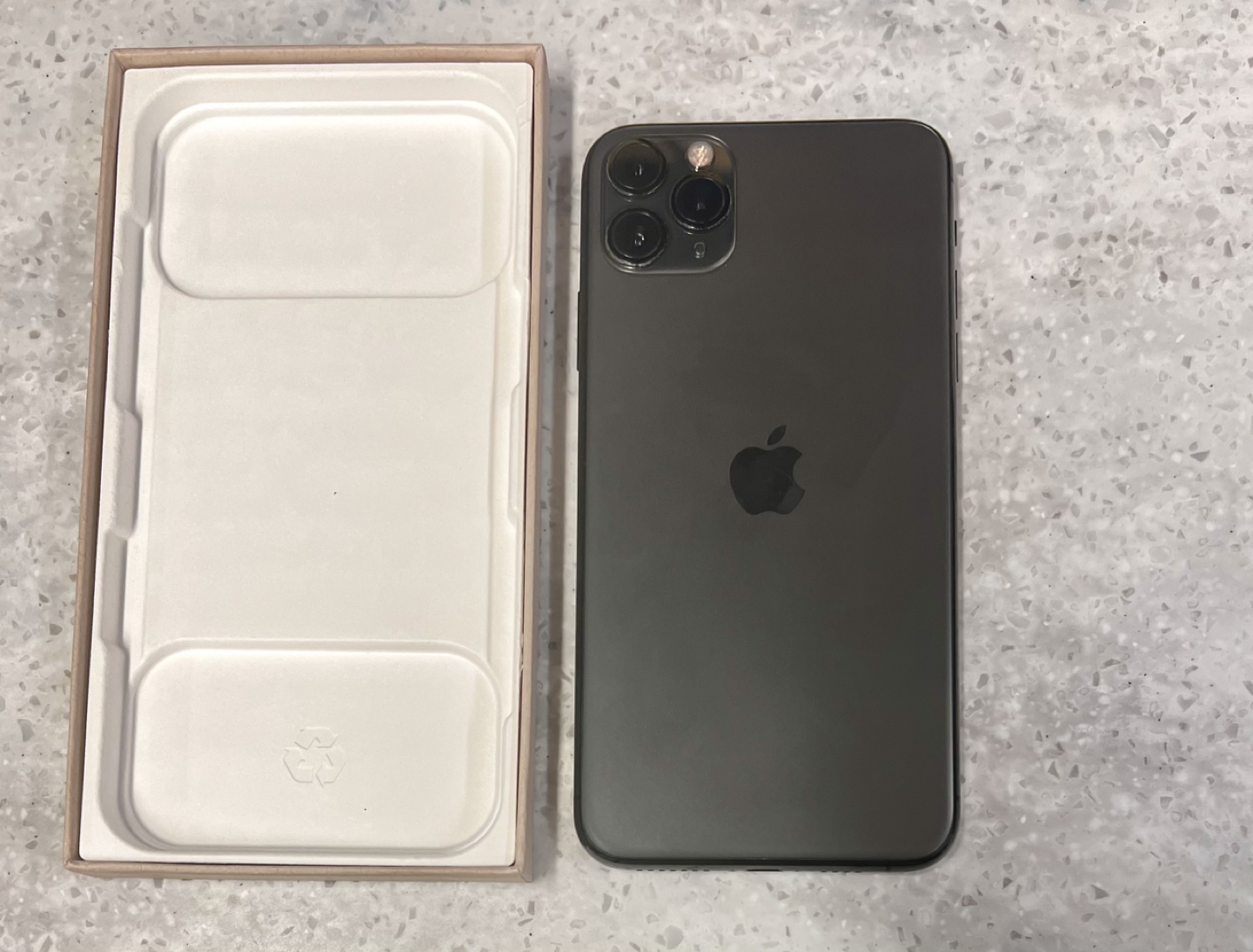 Mint Condition iPhone 11 Pro Max 64GB